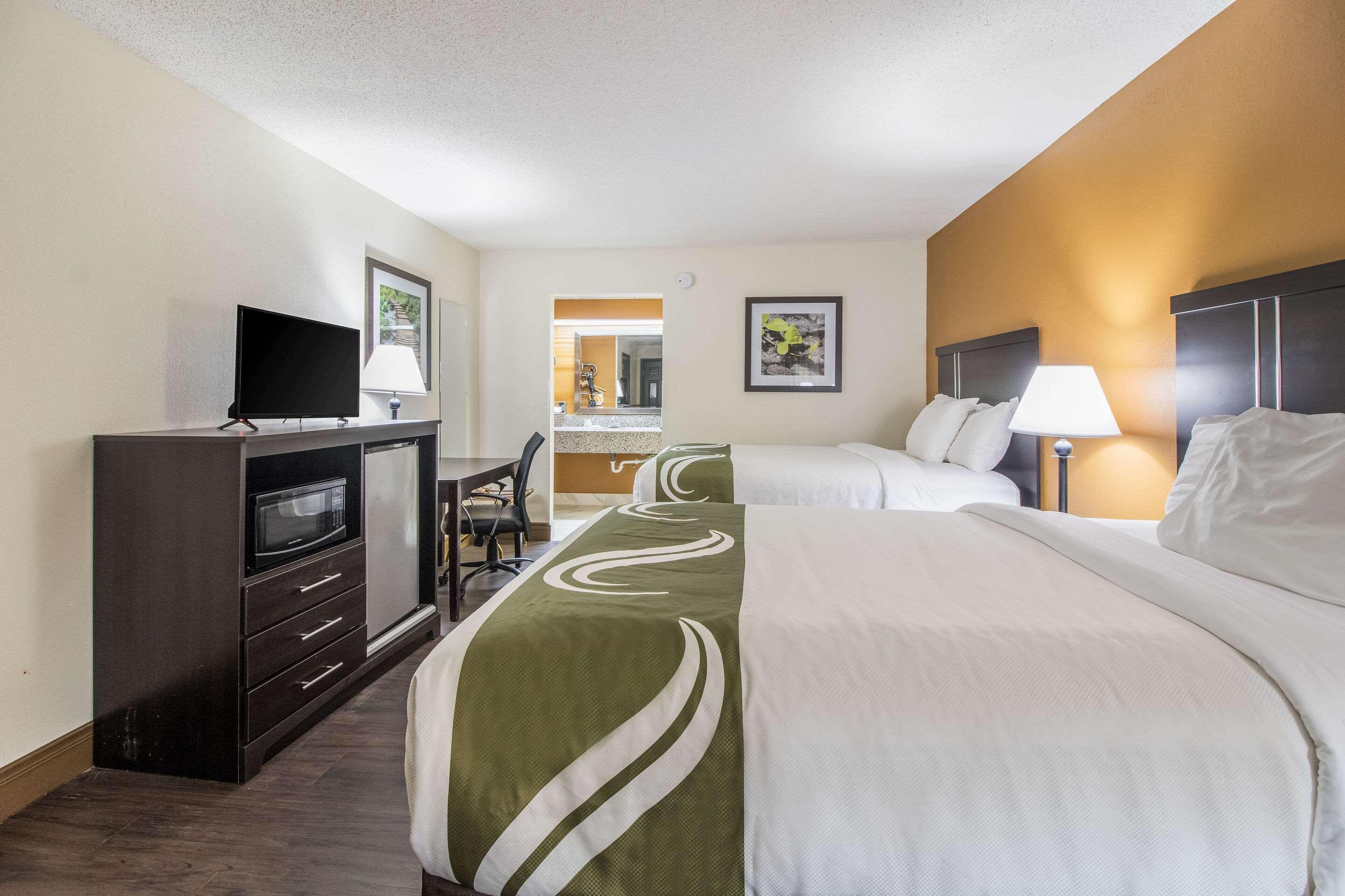 Quality Inn & Suites Corinth West Eksteriør bilde
