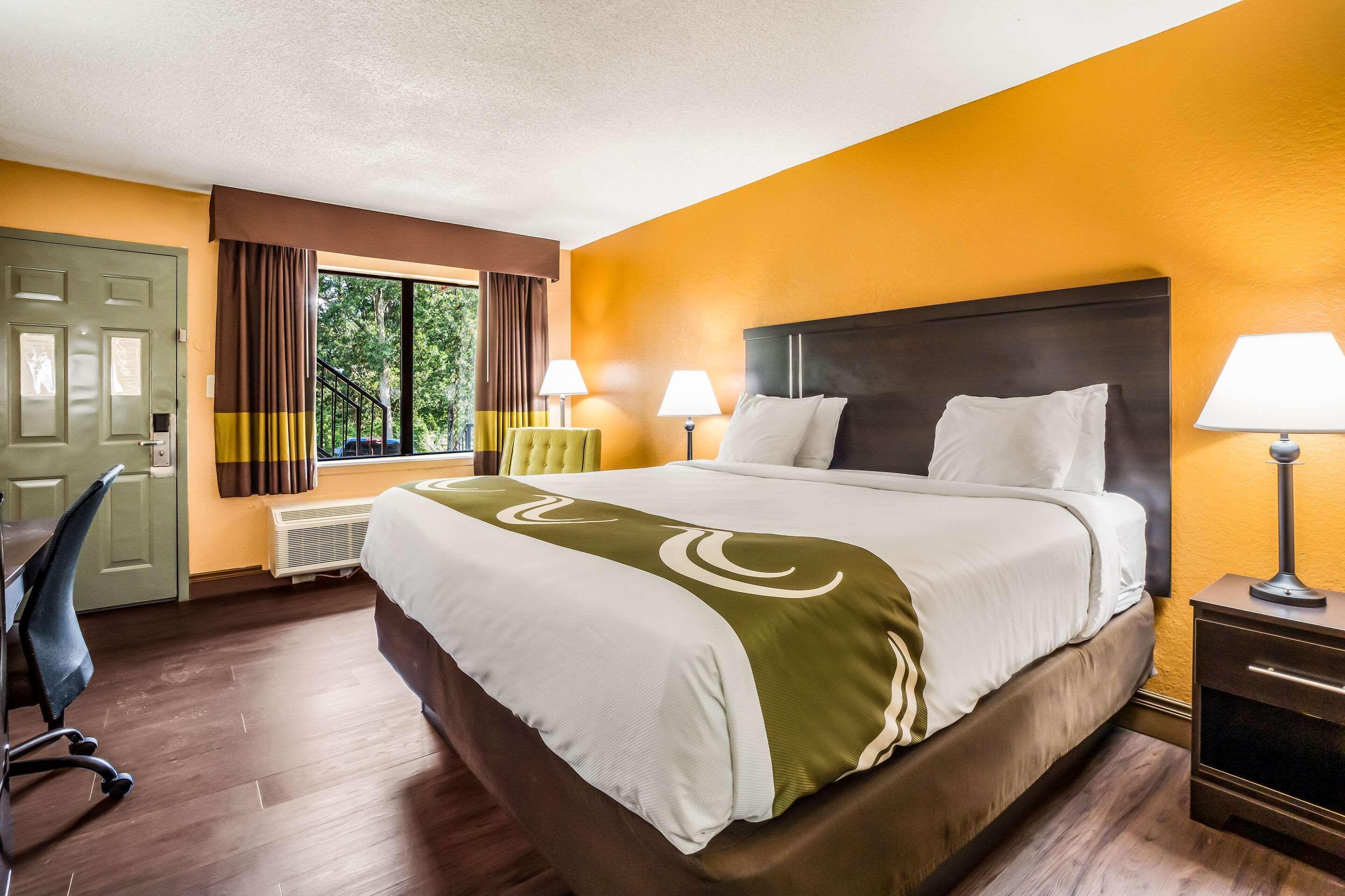 Quality Inn & Suites Corinth West Eksteriør bilde