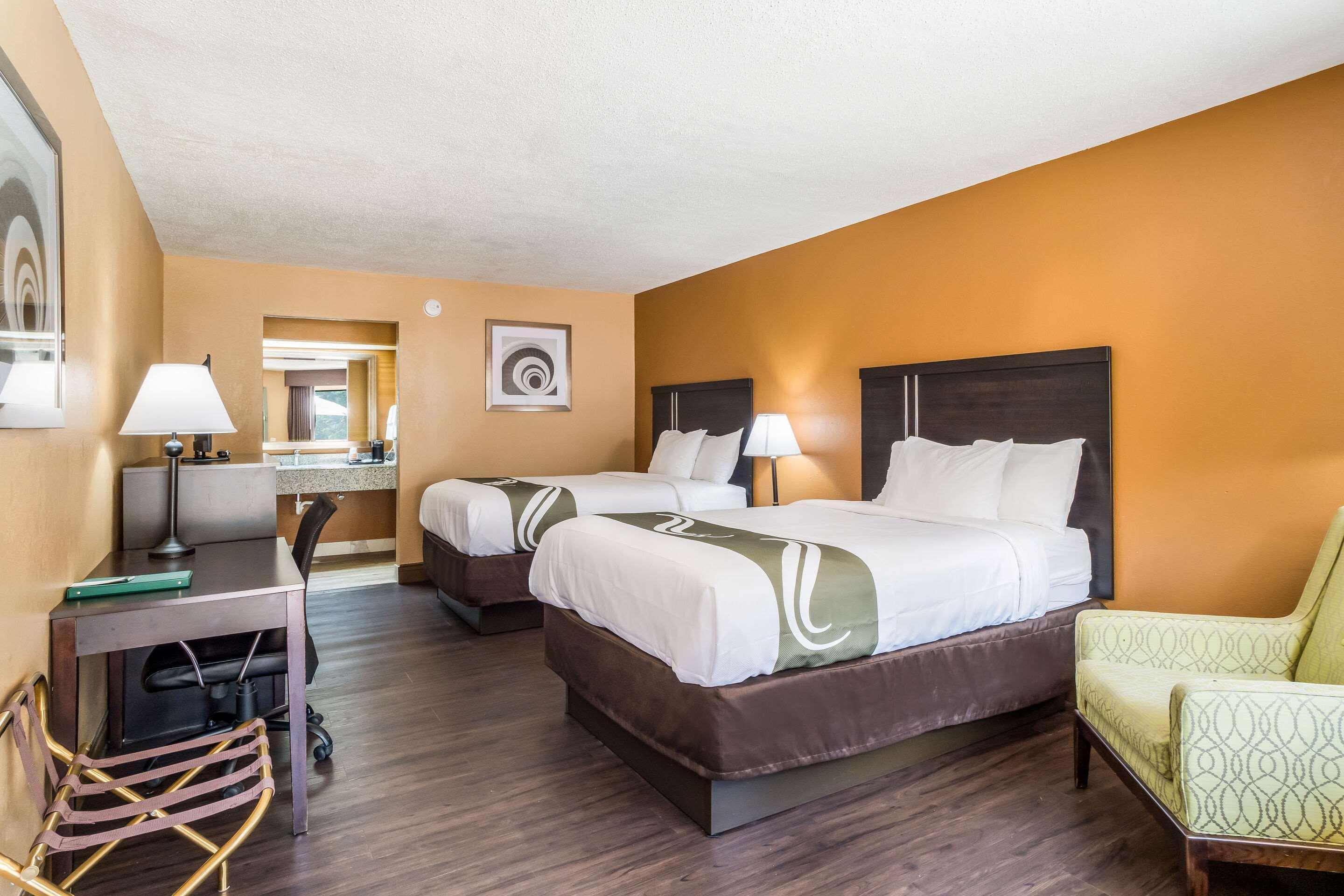 Quality Inn & Suites Corinth West Eksteriør bilde