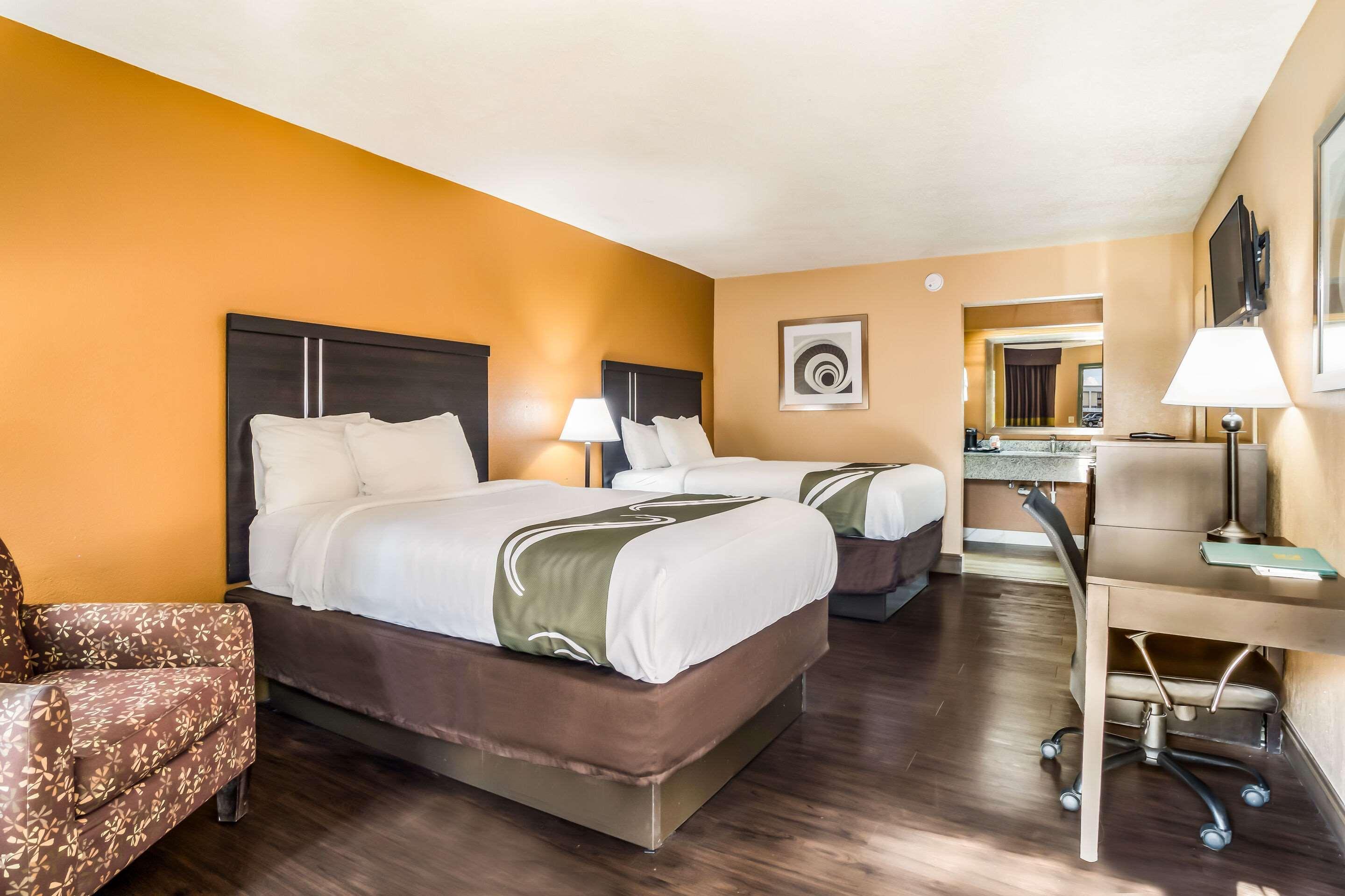 Quality Inn & Suites Corinth West Eksteriør bilde