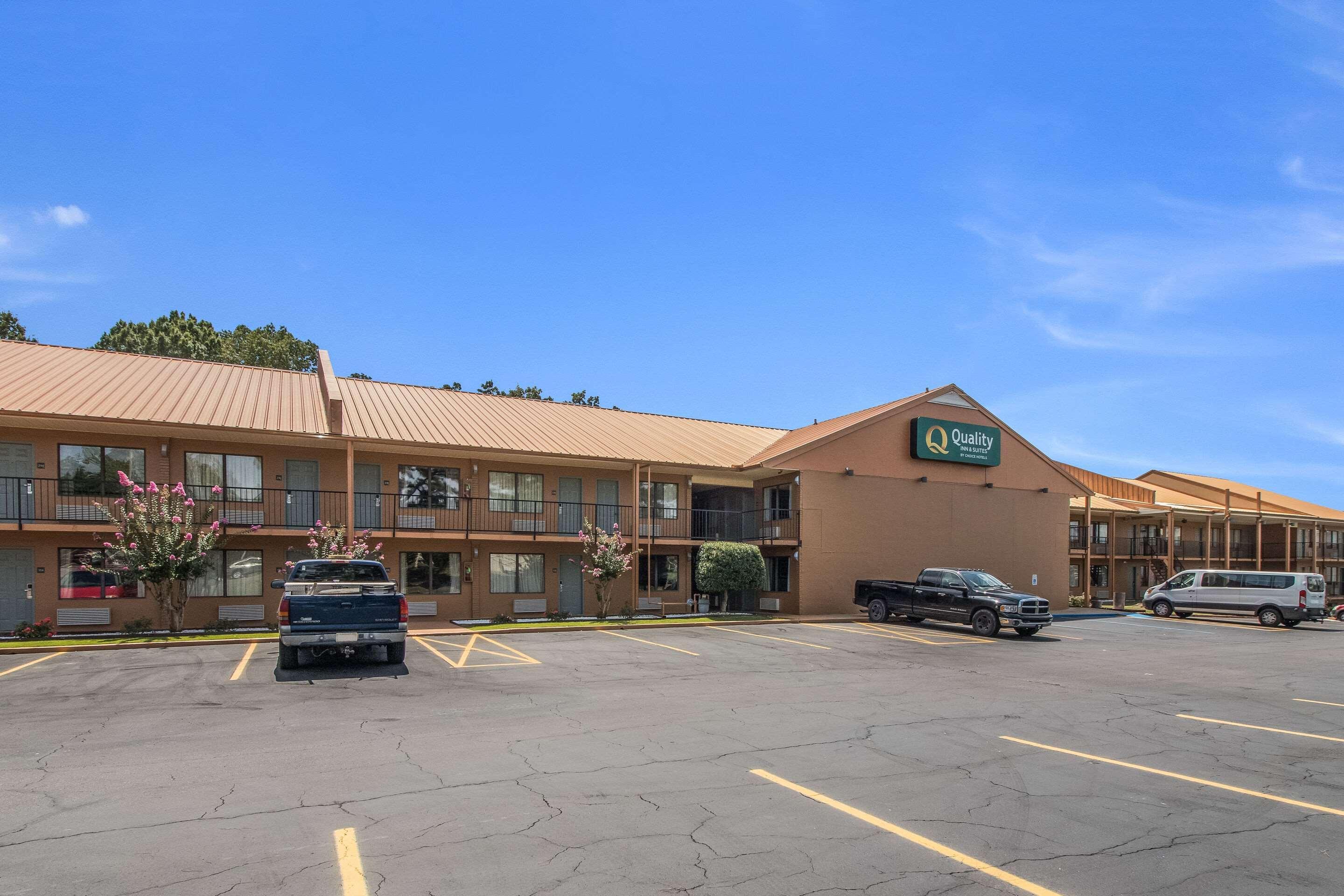 Quality Inn & Suites Corinth West Eksteriør bilde