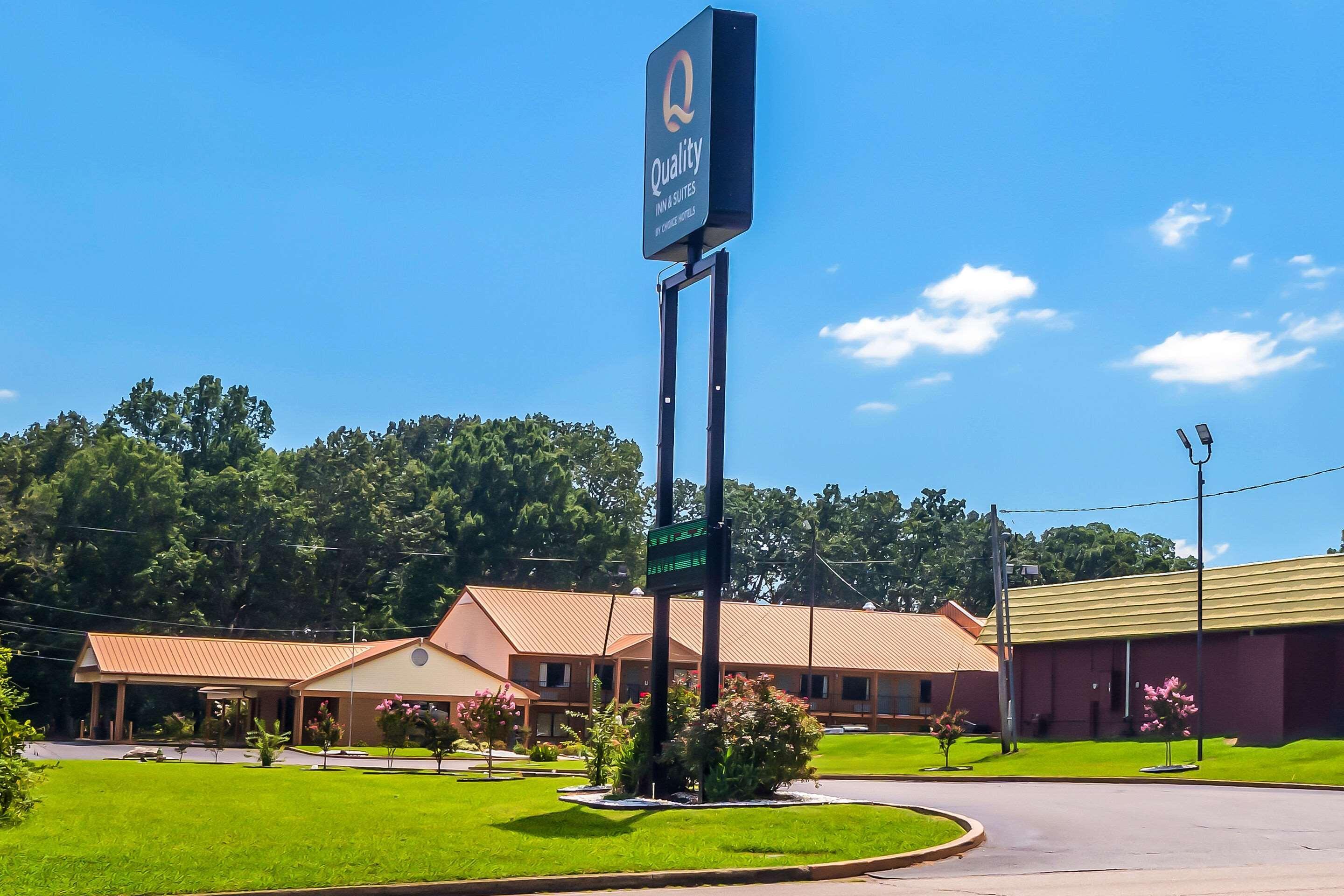 Quality Inn & Suites Corinth West Eksteriør bilde